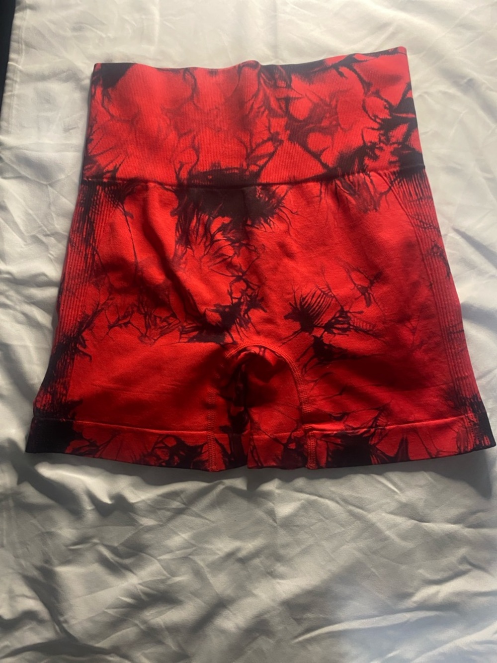Red & Black Tie-Dye High-Waist Bike Shorts